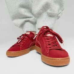 PUMA X VOGUE Suede Classic Women's Sneakers -Shoes Sales Store PUMA x VOGUE Suede Classic Womens Sneakers 1